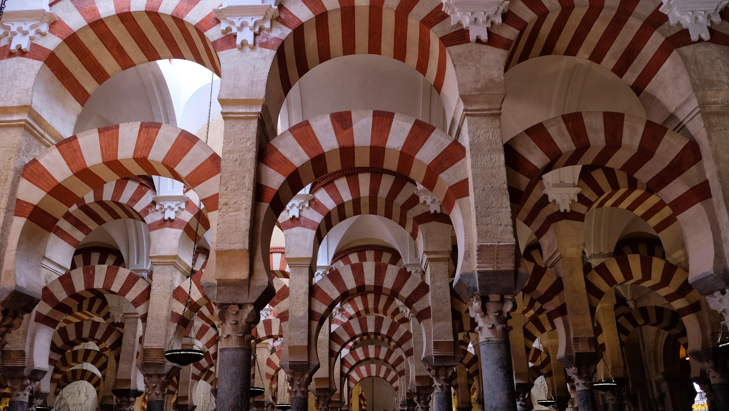 Tour saborea con Mezquita Catedral y menú cordobés