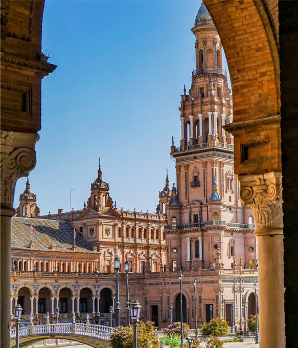 ESSENTIAL FREE TOUR OF SEVILLE